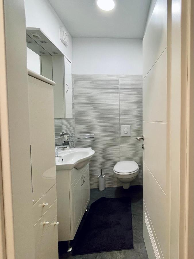 Alida Valli Apartment Kaštela Kültér fotó