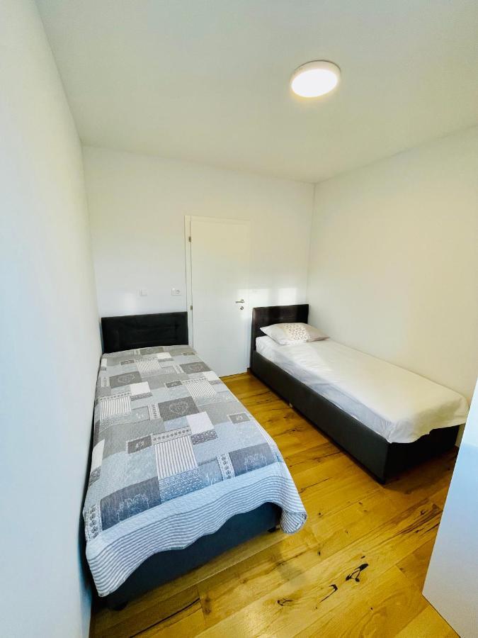 Alida Valli Apartment Kaštela Kültér fotó